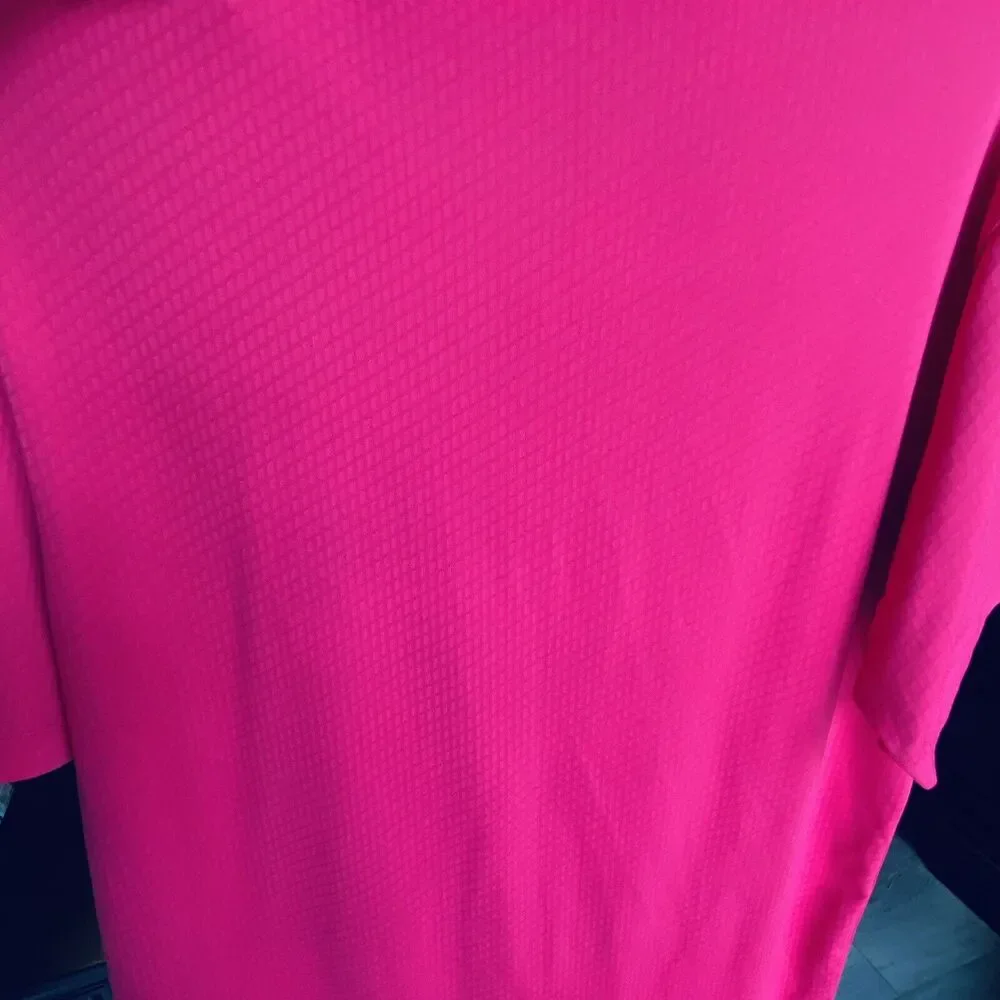 Nike Dri Fit Tiger Woods Collection TW Golf Polo Shirt Mens Size medium Fuchsia